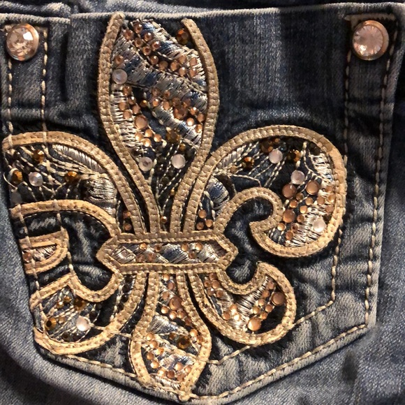 Rare Miss Me Mid-Rise Boot Jean Shorts Gold Highlights - Picture 7 of 9